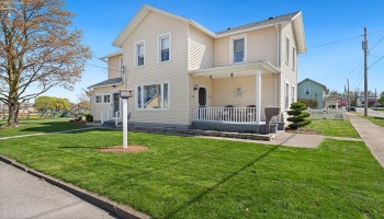 422 James Street, Marblehead, 43440, 4 Bedrooms Bedrooms, ,2 BathroomsBathrooms,Residential,For Sale,James,20251345