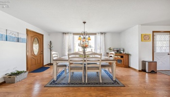 422 James Street, Marblehead, 43440, 4 Bedrooms Bedrooms, ,2 BathroomsBathrooms,Residential,For Sale,James,20251345