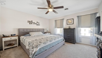422 James Street, Marblehead, 43440, 4 Bedrooms Bedrooms, ,2 BathroomsBathrooms,Residential,For Sale,James,20251345