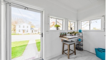 422 James Street, Marblehead, 43440, 4 Bedrooms Bedrooms, ,2 BathroomsBathrooms,Residential,For Sale,James,20251345