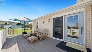 422 James Street, Marblehead, 43440, 4 Bedrooms Bedrooms, ,2 BathroomsBathrooms,Residential,For Sale,James,20251345