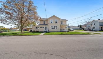 422 James Street, Marblehead, 43440, 4 Bedrooms Bedrooms, ,2 BathroomsBathrooms,Residential,For Sale,James,20251345