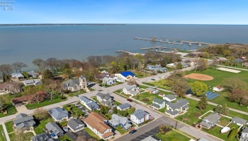 422 James Street, Marblehead, 43440, 4 Bedrooms Bedrooms, ,2 BathroomsBathrooms,Residential,For Sale,James,20251345