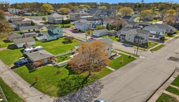422 James Street, Marblehead, 43440, 4 Bedrooms Bedrooms, ,2 BathroomsBathrooms,Residential,For Sale,James,20251345