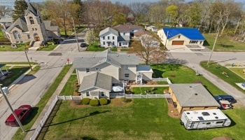 422 James Street, Marblehead, 43440, 4 Bedrooms Bedrooms, ,2 BathroomsBathrooms,Residential,For Sale,James,20251345