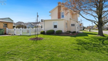 422 James Street, Marblehead, 43440, 4 Bedrooms Bedrooms, ,2 BathroomsBathrooms,Residential,For Sale,James,20251345
