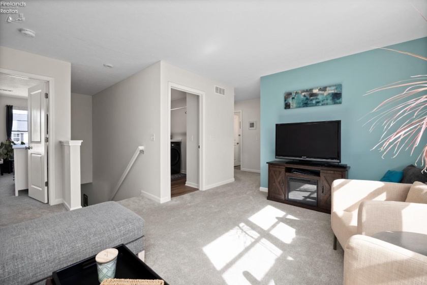 6035 Conneaut Light Drive, Vermilion, 44089, 4 Bedrooms Bedrooms, ,3 BathroomsBathrooms,Residential,For Sale,Conneaut Light,20251503