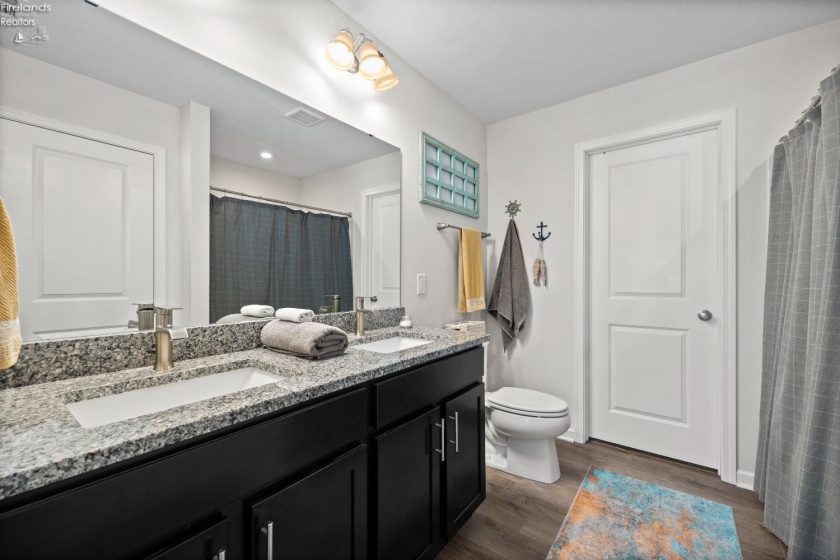6035 Conneaut Light Drive, Vermilion, 44089, 4 Bedrooms Bedrooms, ,3 BathroomsBathrooms,Residential,For Sale,Conneaut Light,20251503