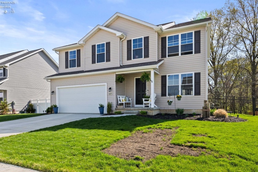 6035 Conneaut Light Drive, Vermilion, 44089, 4 Bedrooms Bedrooms, ,3 BathroomsBathrooms,Residential,For Sale,Conneaut Light,20251503