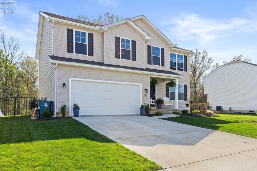 6035 Conneaut Light Drive, Vermilion, 44089, 4 Bedrooms Bedrooms, ,3 BathroomsBathrooms,Residential,For Sale,Conneaut Light,20251503
