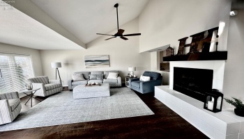 100 Harbors End Drive, Port Clinton, 43452, 2 Bedrooms Bedrooms, ,2 BathroomsBathrooms,Residential,For Sale,Harbors End,20251377