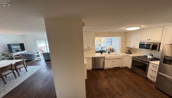 100 Harbors End Drive, Port Clinton, 43452, 2 Bedrooms Bedrooms, ,2 BathroomsBathrooms,Residential,For Sale,Harbors End,20251377