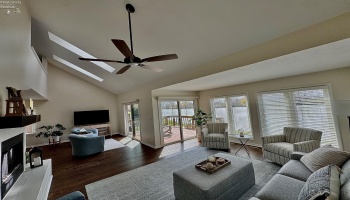 100 Harbors End Drive, Port Clinton, 43452, 2 Bedrooms Bedrooms, ,2 BathroomsBathrooms,Residential,For Sale,Harbors End,20251377