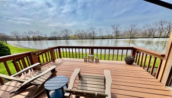 100 Harbors End Drive, Port Clinton, 43452, 2 Bedrooms Bedrooms, ,2 BathroomsBathrooms,Residential,For Sale,Harbors End,20251377