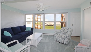 206 Lakeshore Drive, Port Clinton, 43452, 1 Bedroom Bedrooms, ,1 BathroomBathrooms,Residential,For Sale,Lakeshore,20251294
