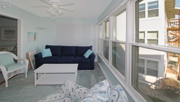 206 Lakeshore Drive, Port Clinton, 43452, 1 Bedroom Bedrooms, ,1 BathroomBathrooms,Residential,For Sale,Lakeshore,20251294