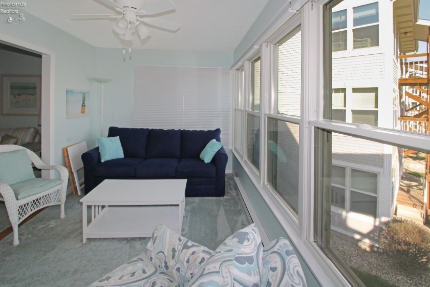 206 Lakeshore Drive, Port Clinton, 43452, 1 Bedroom Bedrooms, ,1 BathroomBathrooms,Residential,For Sale,Lakeshore,20251294