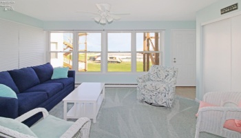 206 Lakeshore Drive, Port Clinton, 43452, 1 Bedroom Bedrooms, ,1 BathroomBathrooms,Residential,For Sale,Lakeshore,20251294