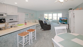 206 Lakeshore Drive, Port Clinton, 43452, 1 Bedroom Bedrooms, ,1 BathroomBathrooms,Residential,For Sale,Lakeshore,20251294