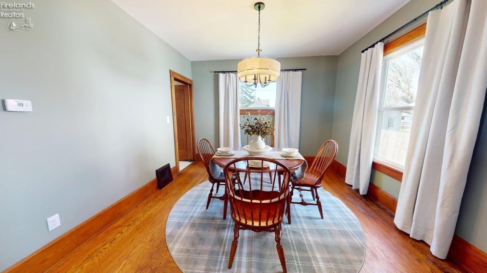 810 Park, Willard, 44890, 3 Bedrooms Bedrooms, ,1 BathroomBathrooms,Residential,For Sale,Park,20251329