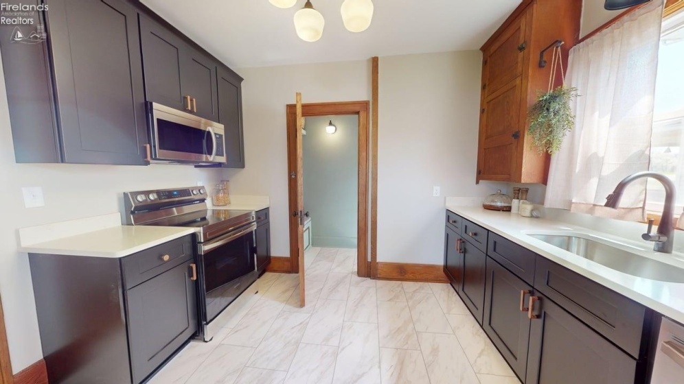 810 Park, Willard, 44890, 3 Bedrooms Bedrooms, ,1 BathroomBathrooms,Residential,For Sale,Park,20251329