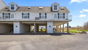 87 Schooner Point Drive, Port Clinton, 43452, 2 Bedrooms Bedrooms, ,2 BathroomsBathrooms,Residential,For Sale,Schooner Point,20251408
