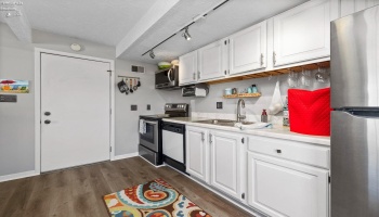 87 Schooner Point Drive, Port Clinton, 43452, 2 Bedrooms Bedrooms, ,2 BathroomsBathrooms,Residential,For Sale,Schooner Point,20251408