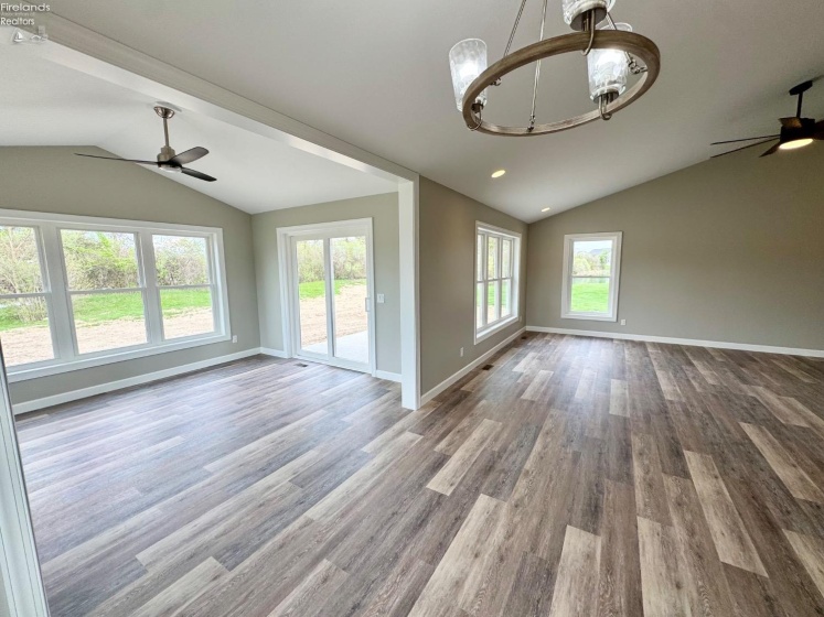 971 Falling Water Boulevard, Port Clinton, 43452, 3 Bedrooms Bedrooms, ,2 BathroomsBathrooms,Residential,For Sale,Falling Water,20251502