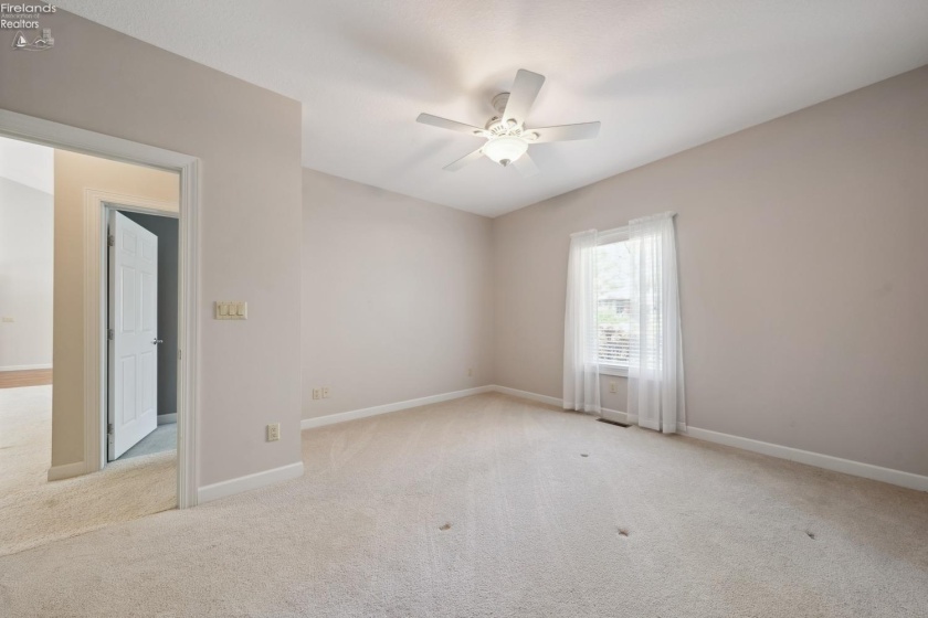 3580 Oak Lake Drive, Port Clinton, 43452, 3 Bedrooms Bedrooms, ,3 BathroomsBathrooms,Residential,For Sale,Oak Lake,20251392