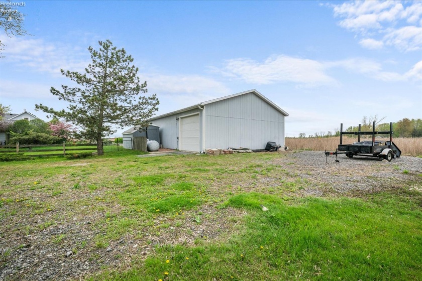 5821 Benton Carroll Road, Oak Harbor, 43449, 2 Bedrooms Bedrooms, ,1 BathroomBathrooms,Residential,For Sale,Benton Carroll,20251505