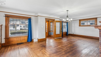 52 Hall Street, Tiffin, 44883, 3 Bedrooms Bedrooms, ,1 BathroomBathrooms,Residential,For Sale,Hall,20251324