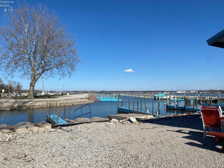 999 Buck Road, Marblehead, 43440, 2 Bedrooms Bedrooms, ,2 BathroomsBathrooms,Residential,For Sale,Buck,20251344