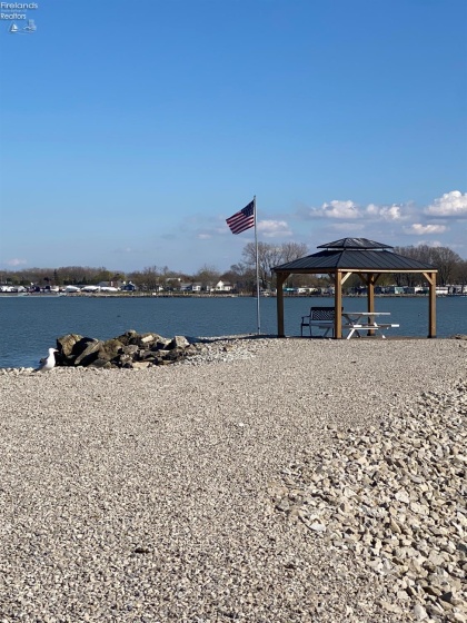 999 Buck Road, Marblehead, 43440, 2 Bedrooms Bedrooms, ,2 BathroomsBathrooms,Residential,For Sale,Buck,20251344