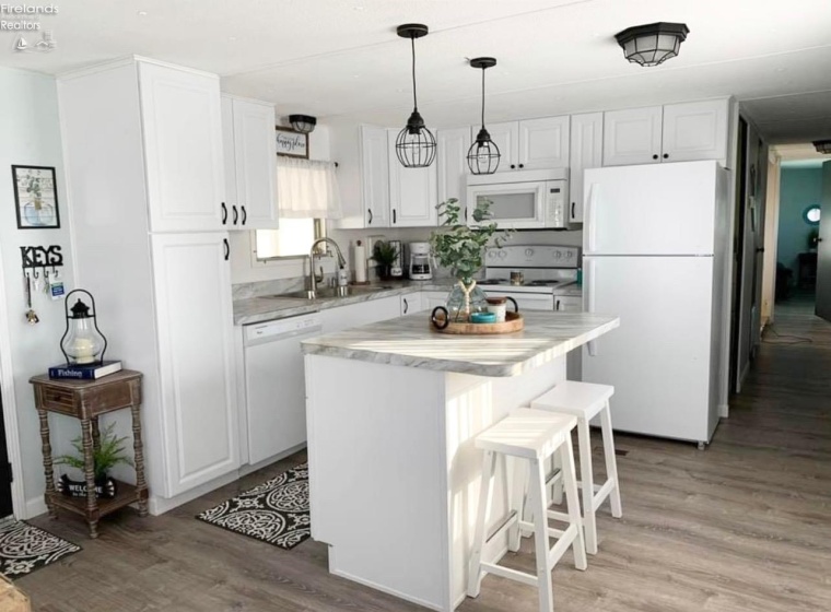 999 Buck Road, Marblehead, 43440, 2 Bedrooms Bedrooms, ,2 BathroomsBathrooms,Residential,For Sale,Buck,20251344
