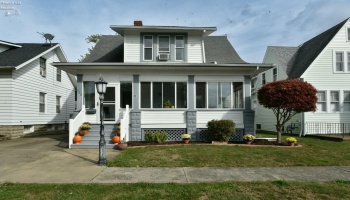 123 Hayes Avenue, Port Clinton, 43452, 3 Bedrooms Bedrooms, ,1 BathroomBathrooms,Residential,For Sale,Hayes,20251336 123 Hayes Avenue, Port Clinton, 43452, 3 Bedrooms Bedrooms, ,1 BathroomBathrooms,Residential,For Sale,Hayes,20251336