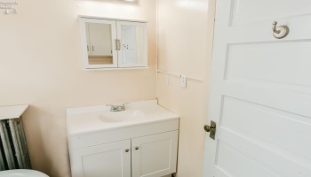 123 Hayes Avenue, Port Clinton, 43452, 3 Bedrooms Bedrooms, ,1 BathroomBathrooms,Residential,For Sale,Hayes,20251336 123 Hayes Avenue, Port Clinton, 43452, 3 Bedrooms Bedrooms, ,1 BathroomBathrooms,Residential,For Sale,Hayes,20251336