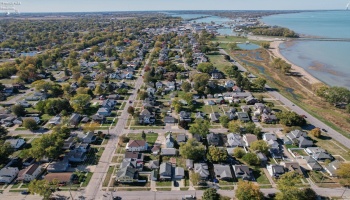 123 Hayes Avenue, Port Clinton, 43452, 3 Bedrooms Bedrooms, ,1 BathroomBathrooms,Residential,For Sale,Hayes,20251336 123 Hayes Avenue, Port Clinton, 43452, 3 Bedrooms Bedrooms, ,1 BathroomBathrooms,Residential,For Sale,Hayes,20251336