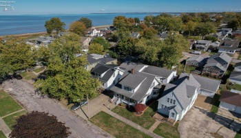 123 Hayes Avenue, Port Clinton, 43452, 3 Bedrooms Bedrooms, ,1 BathroomBathrooms,Residential,For Sale,Hayes,20251336 123 Hayes Avenue, Port Clinton, 43452, 3 Bedrooms Bedrooms, ,1 BathroomBathrooms,Residential,For Sale,Hayes,20251336
