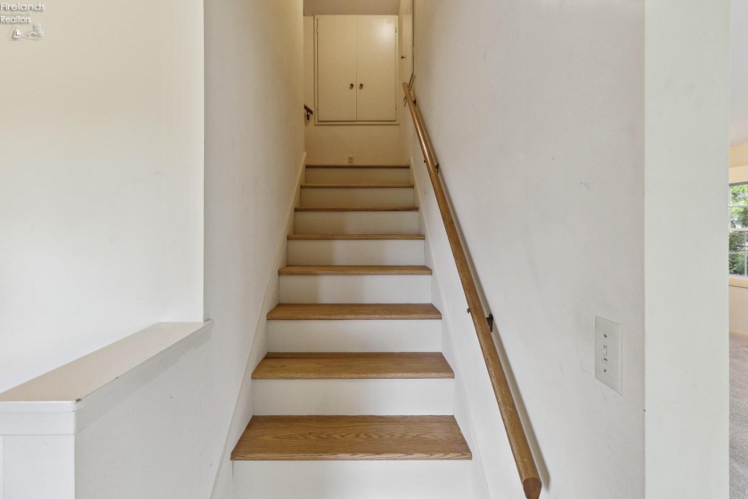 10 Robin Park Boulevard, Oberlin, 44074, 4 Bedrooms Bedrooms, ,4 BathroomsBathrooms,Residential,For Sale,Robin Park,20251471