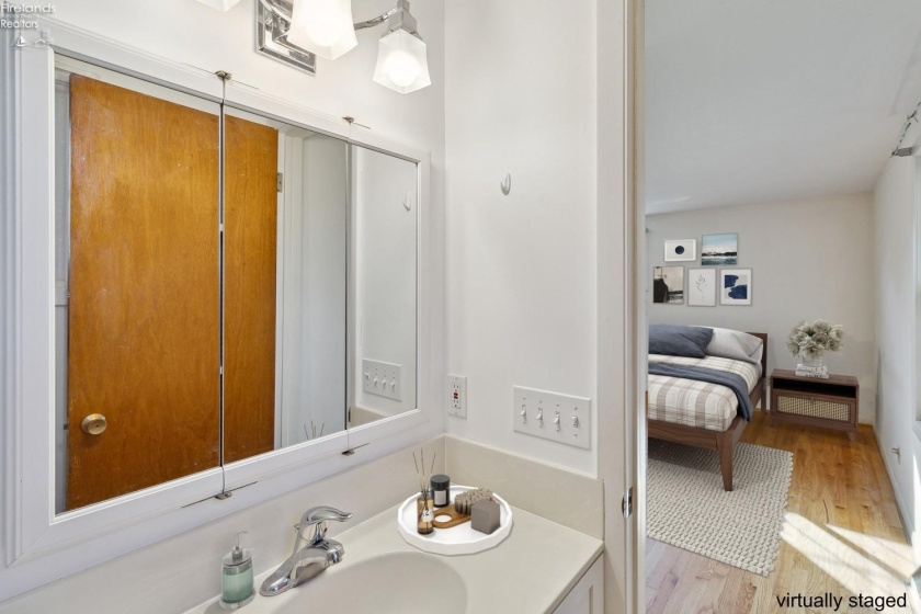 10 Robin Park Boulevard, Oberlin, 44074, 4 Bedrooms Bedrooms, ,4 BathroomsBathrooms,Residential,For Sale,Robin Park,20251471