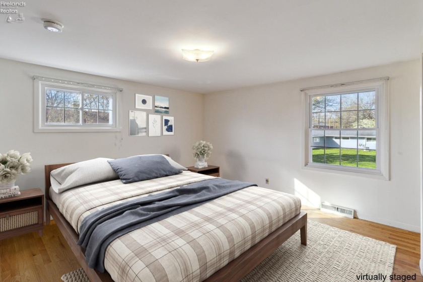 10 Robin Park Boulevard, Oberlin, 44074, 4 Bedrooms Bedrooms, ,4 BathroomsBathrooms,Residential,For Sale,Robin Park,20251471