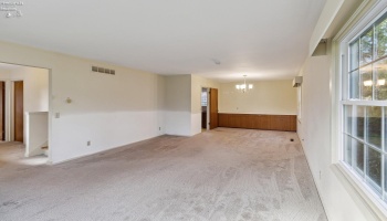 10 Robin Park Boulevard, Oberlin, 44074, 4 Bedrooms Bedrooms, ,4 BathroomsBathrooms,Residential,For Sale,Robin Park,20251471 10 Robin Park Boulevard, Oberlin, 44074, 4 Bedrooms Bedrooms, ,4 BathroomsBathrooms,Residential,For Sale,Robin Park,20251471