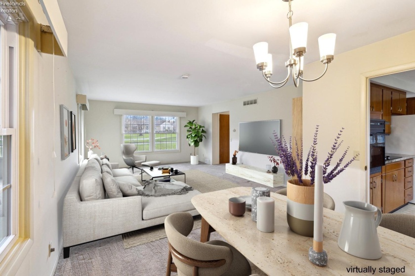 10 Robin Park Boulevard, Oberlin, 44074, 4 Bedrooms Bedrooms, ,4 BathroomsBathrooms,Residential,For Sale,Robin Park,20251471