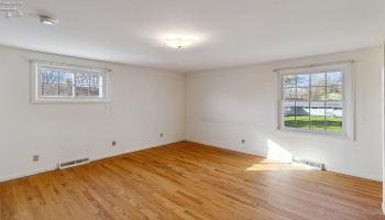 10 Robin Park Boulevard, Oberlin, 44074, 4 Bedrooms Bedrooms, ,4 BathroomsBathrooms,Residential,For Sale,Robin Park,20251471 10 Robin Park Boulevard, Oberlin, 44074, 4 Bedrooms Bedrooms, ,4 BathroomsBathrooms,Residential,For Sale,Robin Park,20251471