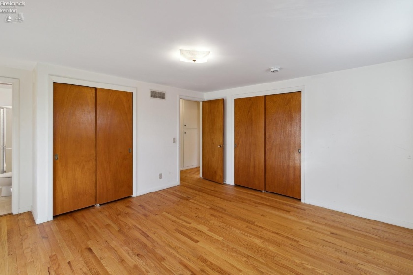 10 Robin Park Boulevard, Oberlin, 44074, 4 Bedrooms Bedrooms, ,4 BathroomsBathrooms,Residential,For Sale,Robin Park,20251471