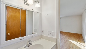 10 Robin Park Boulevard, Oberlin, 44074, 4 Bedrooms Bedrooms, ,4 BathroomsBathrooms,Residential,For Sale,Robin Park,20251471 10 Robin Park Boulevard, Oberlin, 44074, 4 Bedrooms Bedrooms, ,4 BathroomsBathrooms,Residential,For Sale,Robin Park,20251471