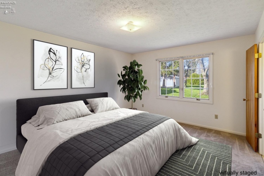 10 Robin Park Boulevard, Oberlin, 44074, 4 Bedrooms Bedrooms, ,4 BathroomsBathrooms,Residential,For Sale,Robin Park,20251471