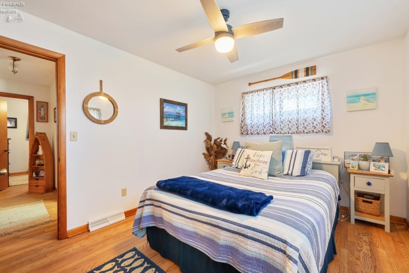 5516 Foxhaven Drive, Port Clinton, 43452, 2 Bedrooms Bedrooms, ,2 BathroomsBathrooms,Residential,For Sale,Foxhaven,20251504