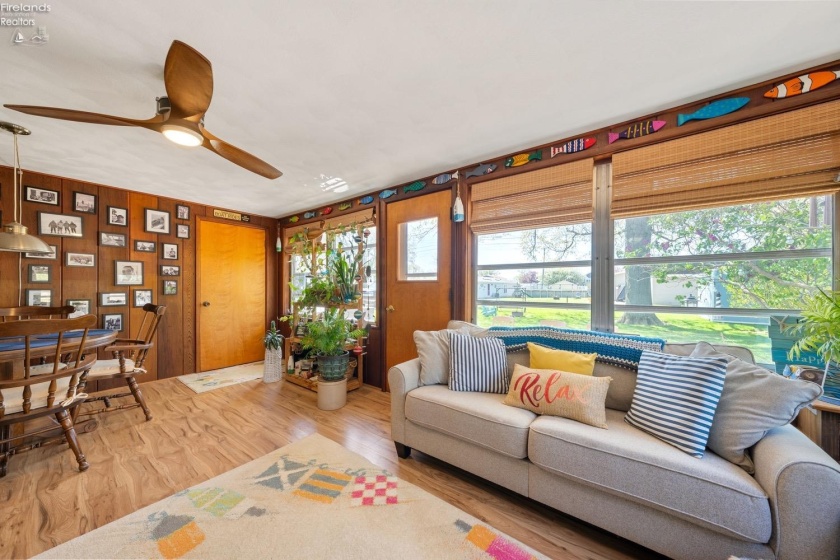 5516 Foxhaven Drive, Port Clinton, 43452, 2 Bedrooms Bedrooms, ,2 BathroomsBathrooms,Residential,For Sale,Foxhaven,20251504