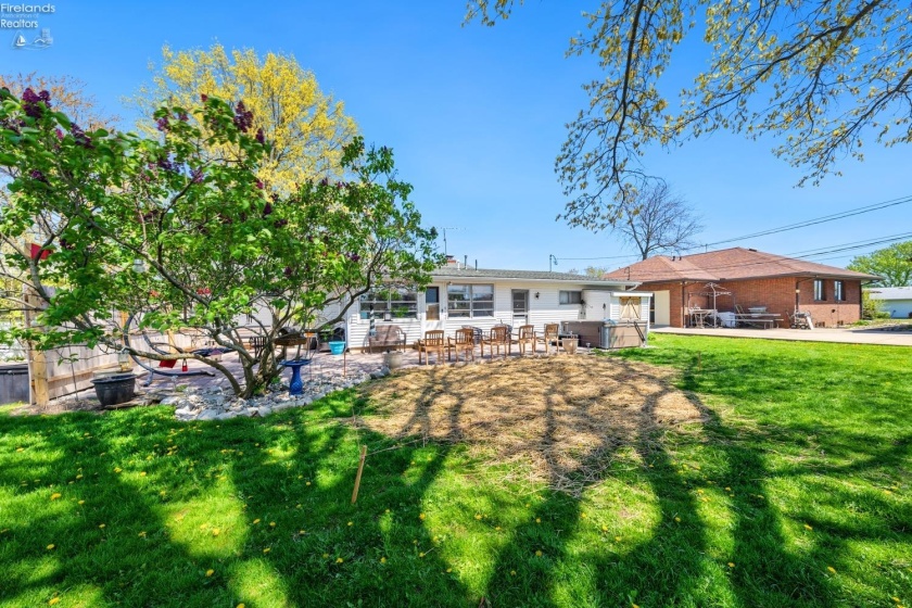 5516 Foxhaven Drive, Port Clinton, 43452, 2 Bedrooms Bedrooms, ,2 BathroomsBathrooms,Residential,For Sale,Foxhaven,20251504